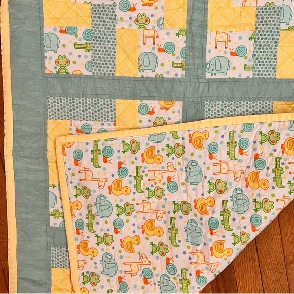 Yellow and teal baby duck with friends quilt - Picture 5 of 6